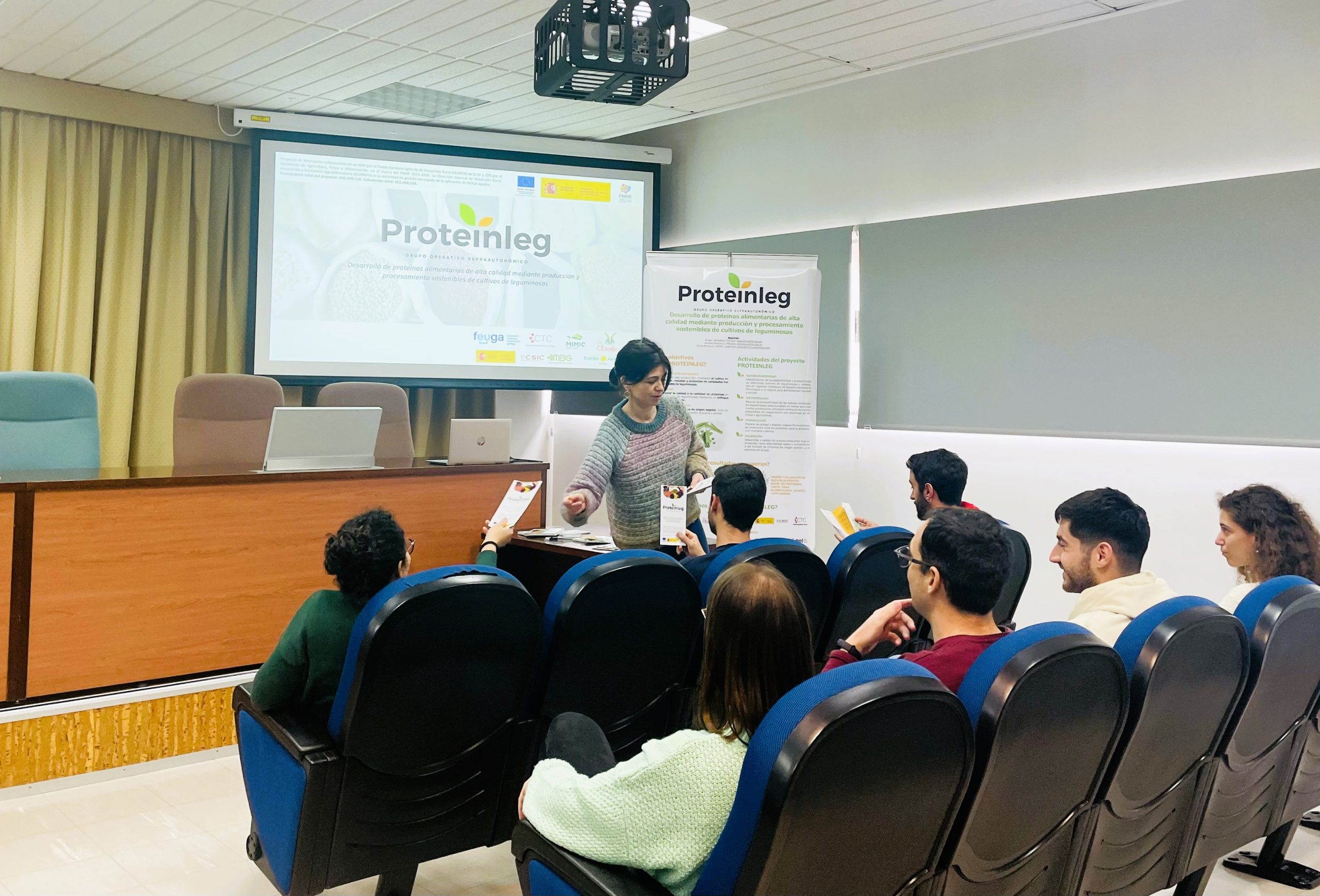 Divulgación en la Universidad de Almería del proyecto PROTEINLEG